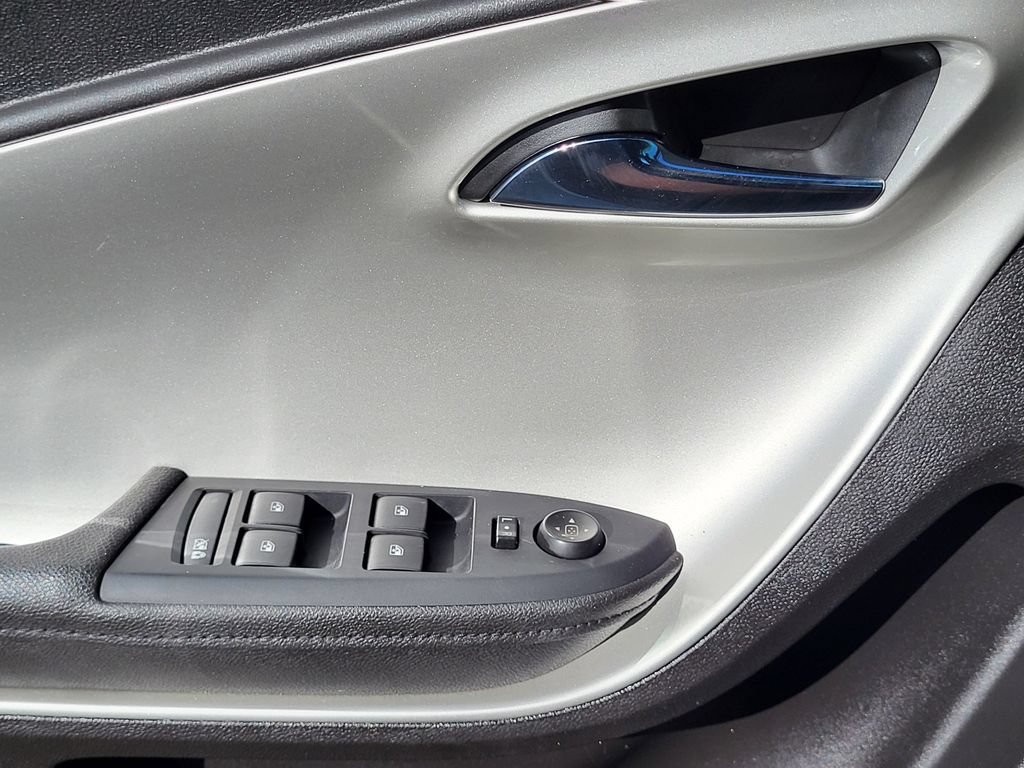 Used 2015 Chevrolet Volt Premium w/ Premium Trim Package FWD image 12