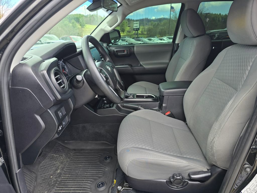 Used 2021 Toyota Tacoma SR AWD/4WD image 4