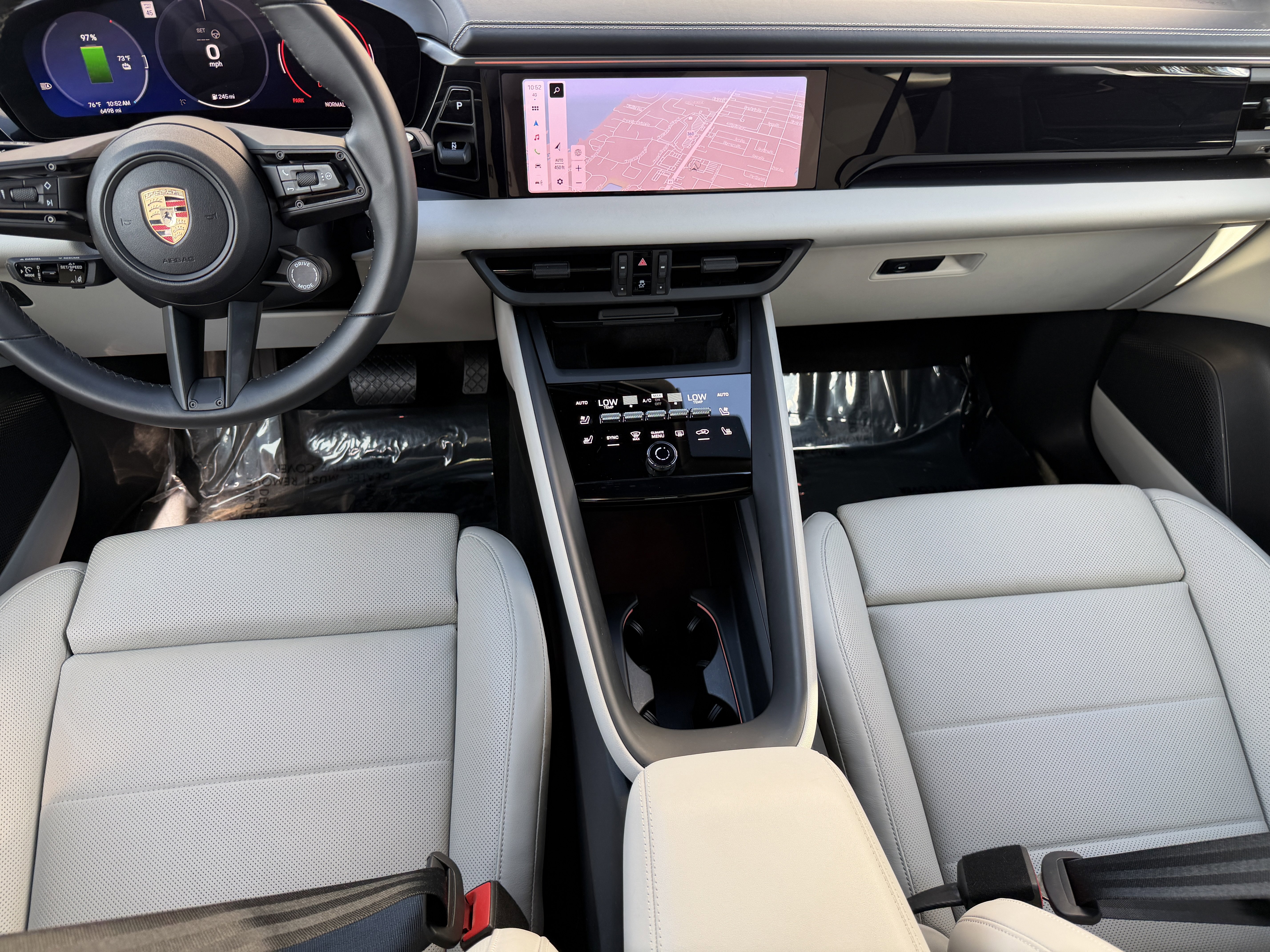 Certified 2024 Porsche Macan 4 Electric image 20