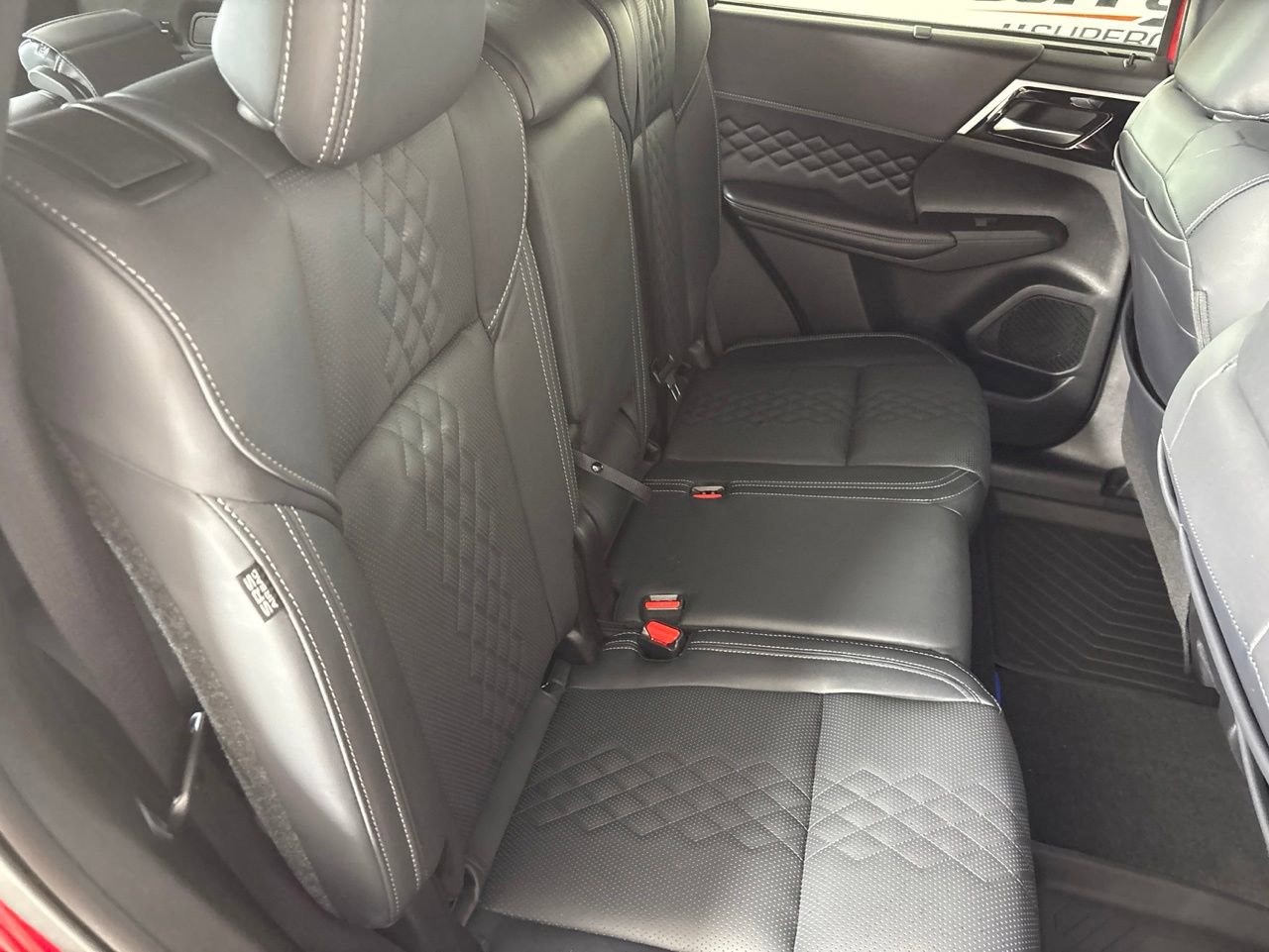 Used 2025 Mitsubishi Outlander SEL Black Edition AWD/4WD image 22