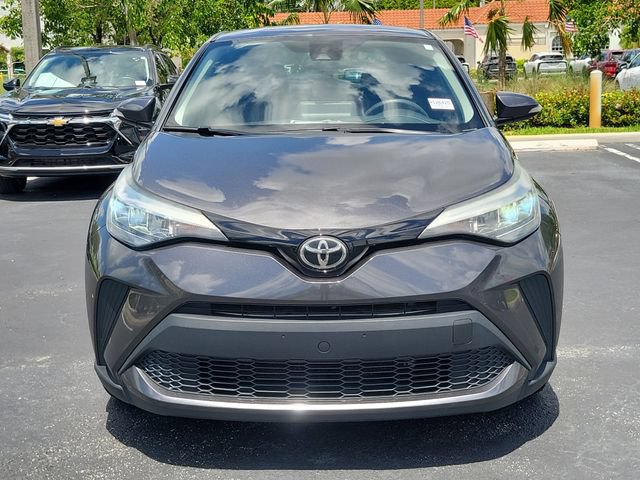 Used 2021 Toyota C-HR LE FWD image 2