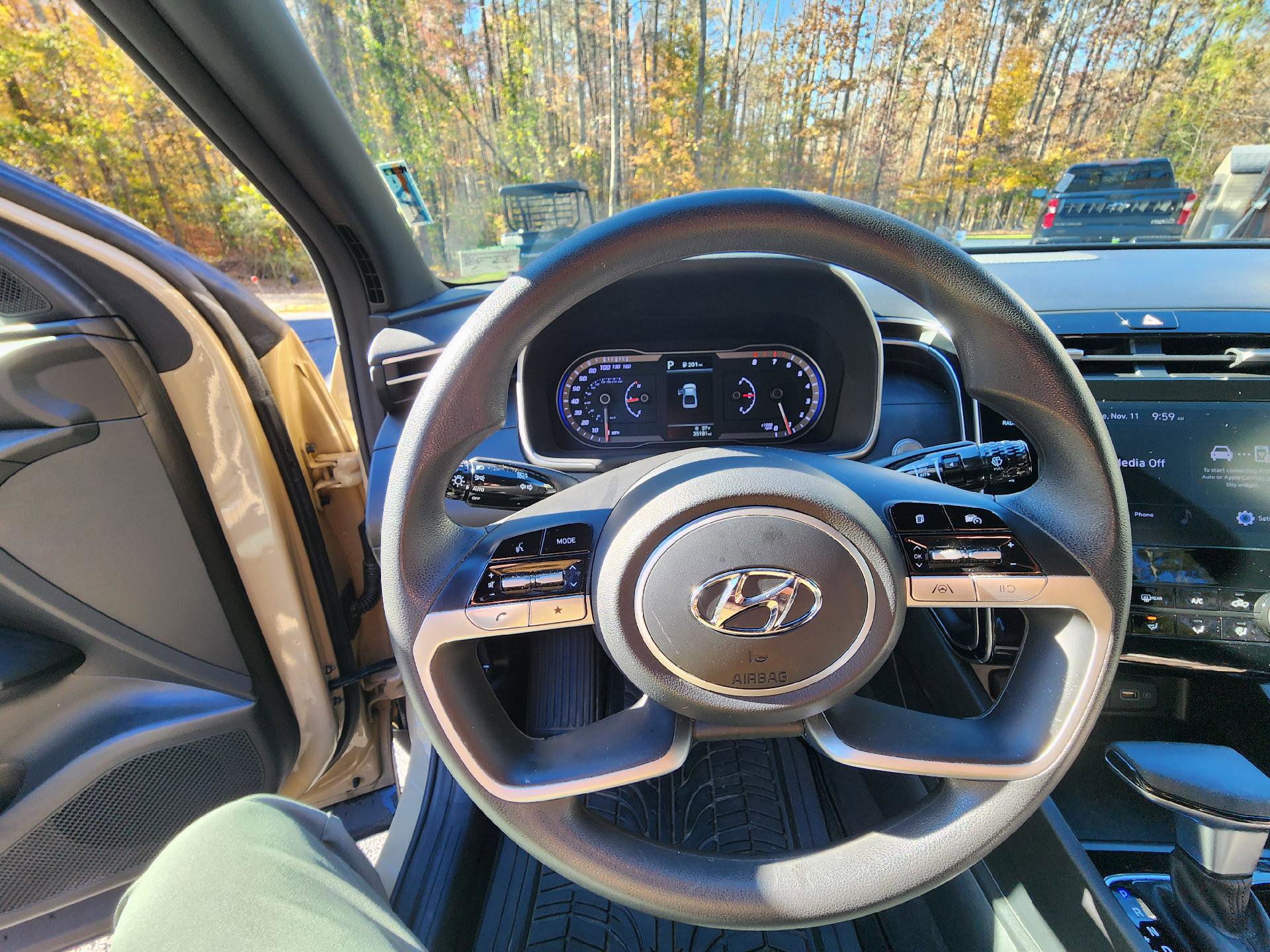 Used 2023 Hyundai Santa Cruz SEL image 12