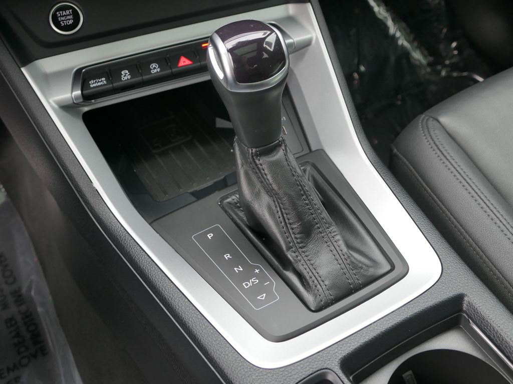 Used 2024 Audi Q3 2.0T Premium AWD/4WD image 23