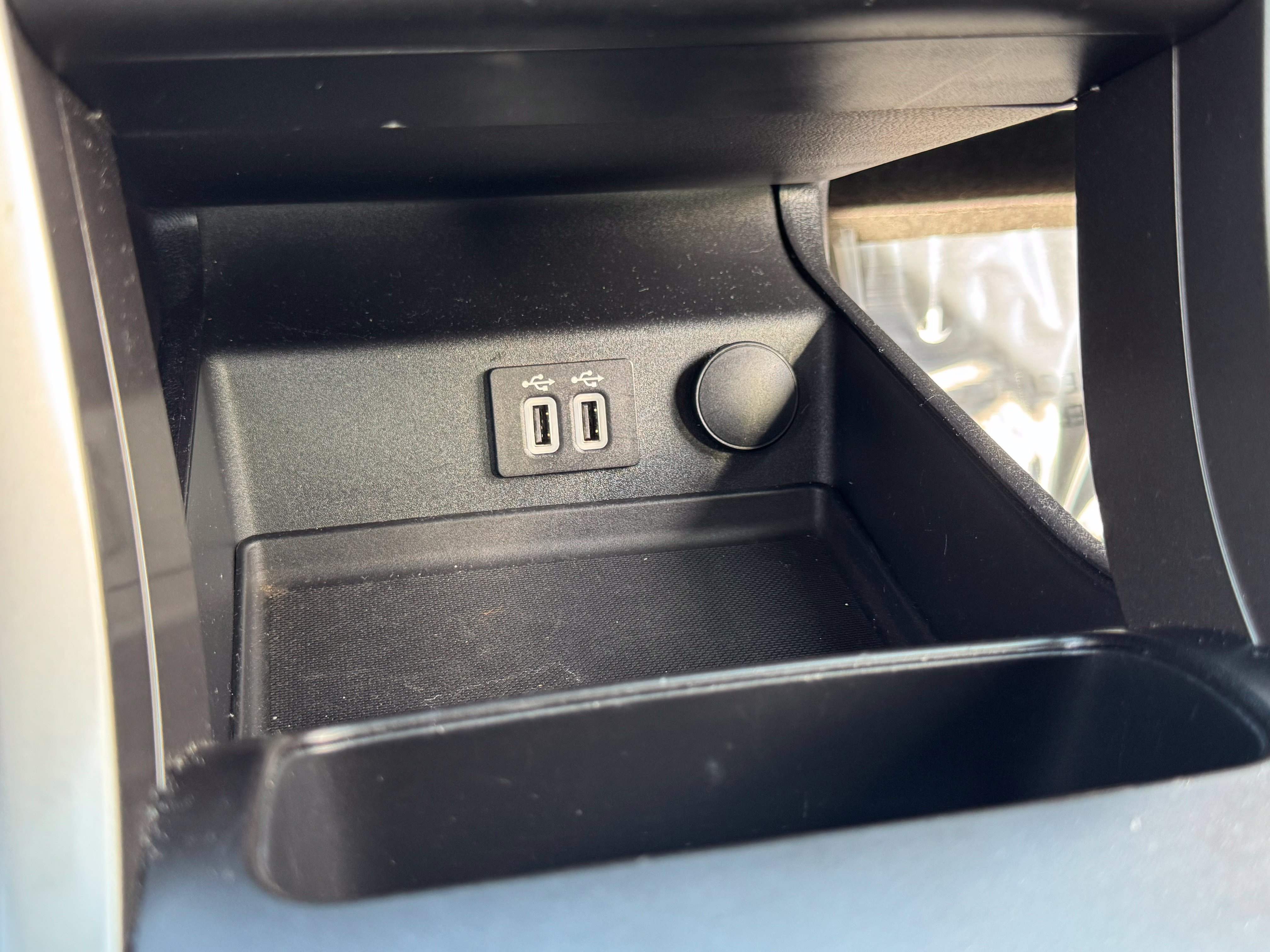 Used 2019 Ford Fusion SEL FWD image 44