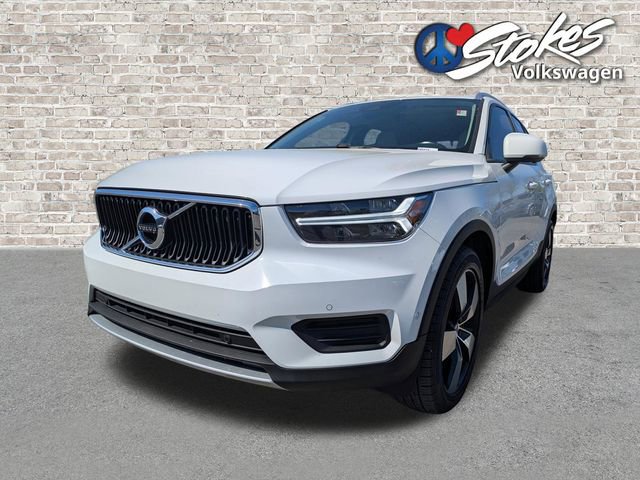 Used 2019 Volvo XC40 T5 Momentum image 8