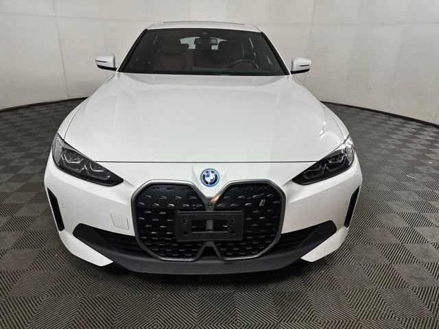 Used 2023 BMW i4 eDrive35 w/ Premium Package image 8