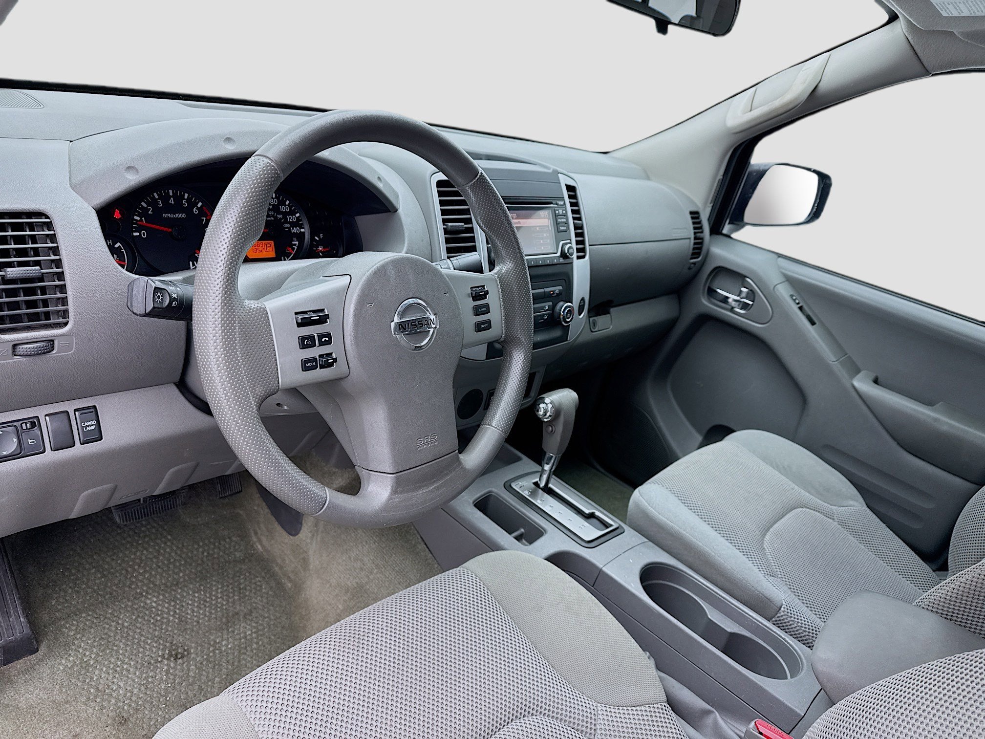 Used 2018 Nissan Frontier SV image 7