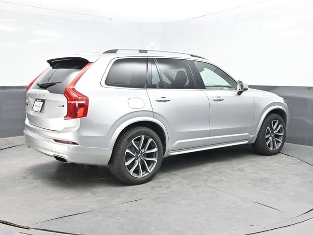 Used 2018 Volvo XC90 T6 Momentum w/ Convenience Package AWD/4WD image 8