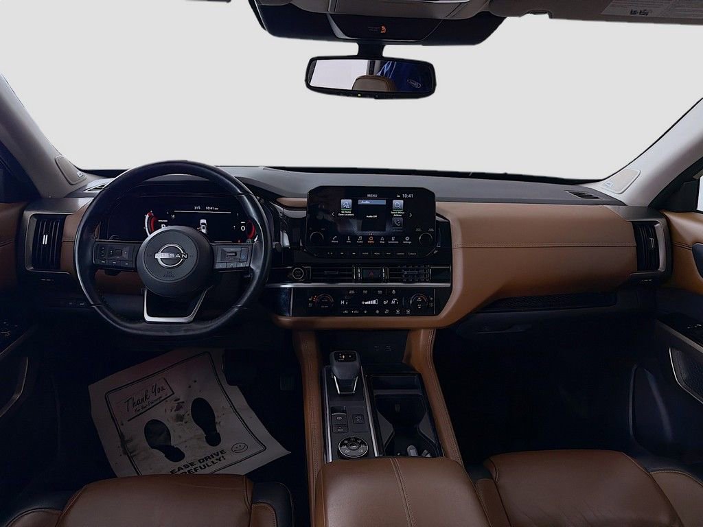 Used 2022 Nissan Pathfinder Platinum w/ Cargo Package image 31