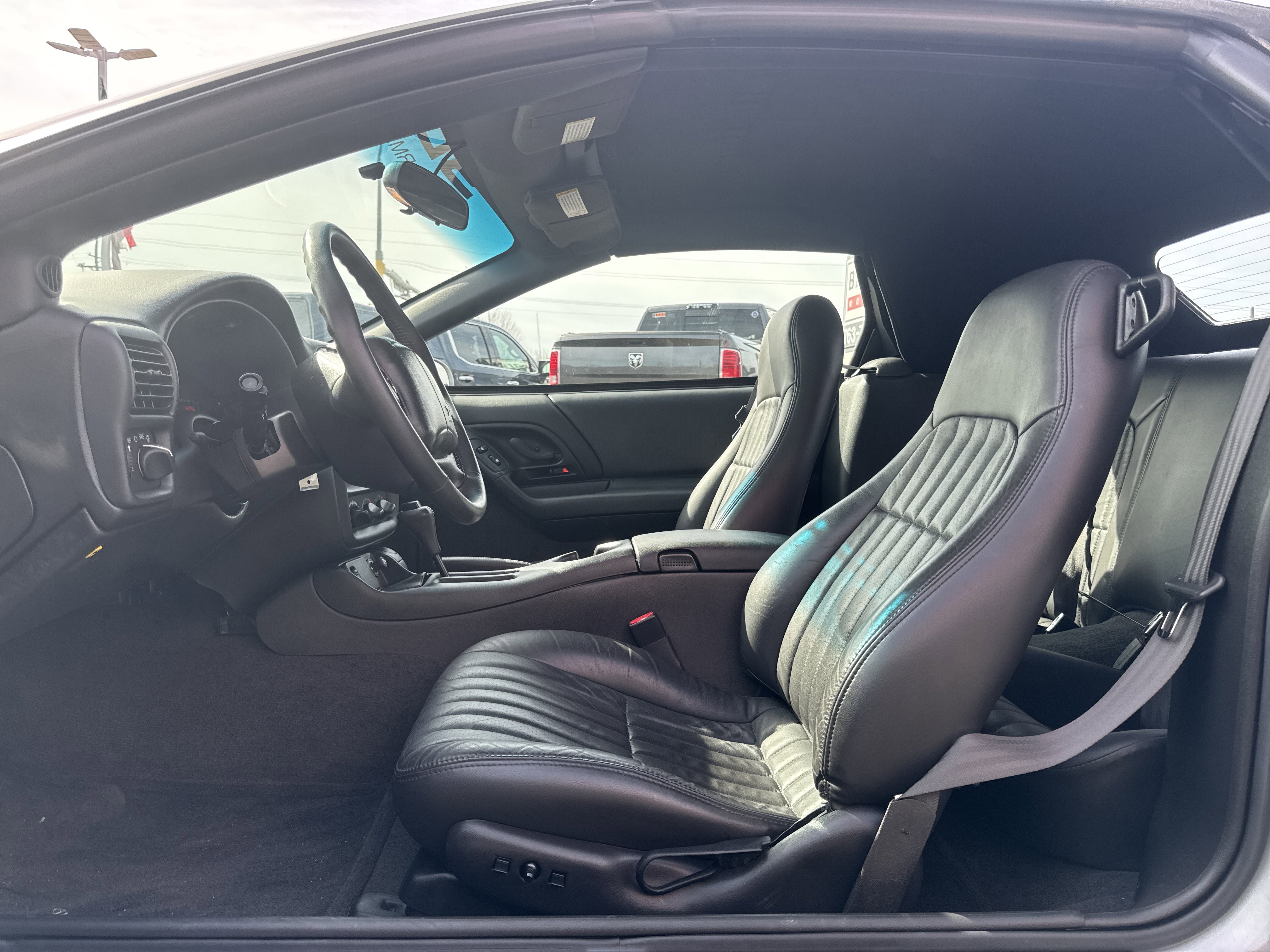 Used 2002 Chevrolet Camaro Z28 w/ SS Performance/Appearance Pkg image 17