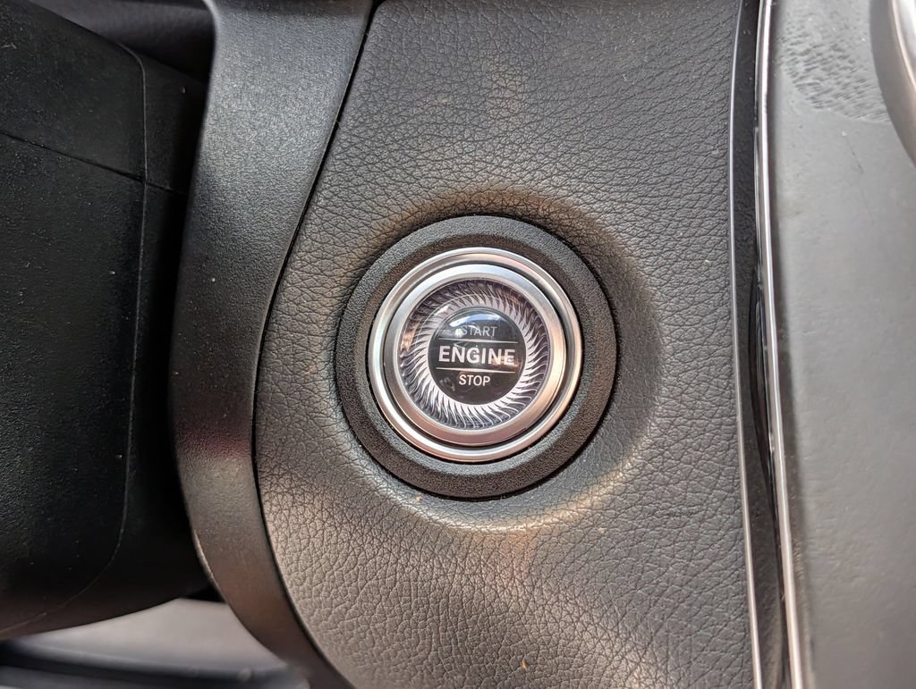 Used 2022 Mercedes-Benz GLC 300 image 18