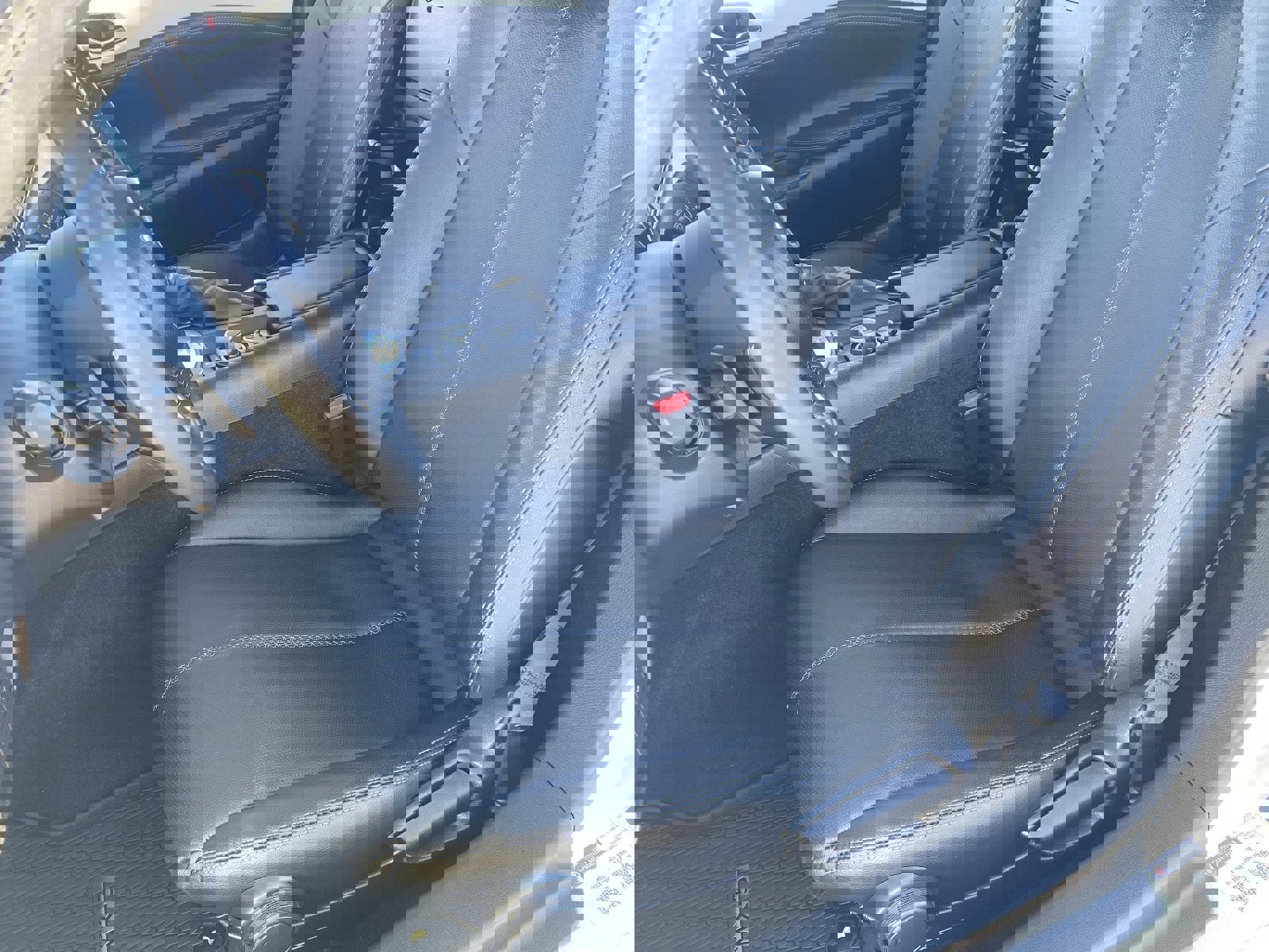 Used 2022 MAZDA MX-5 Miata Grand Touring w/ Weather Package image 16