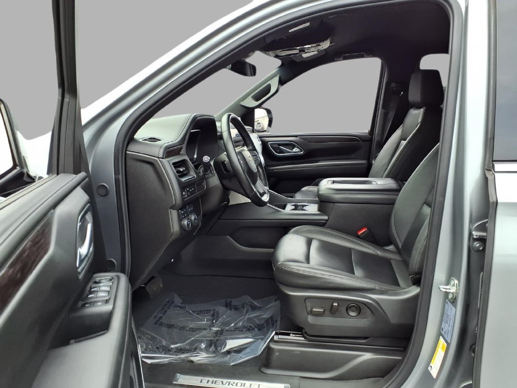 Used 2024 Chevrolet Tahoe LT AWD/4WD image 22