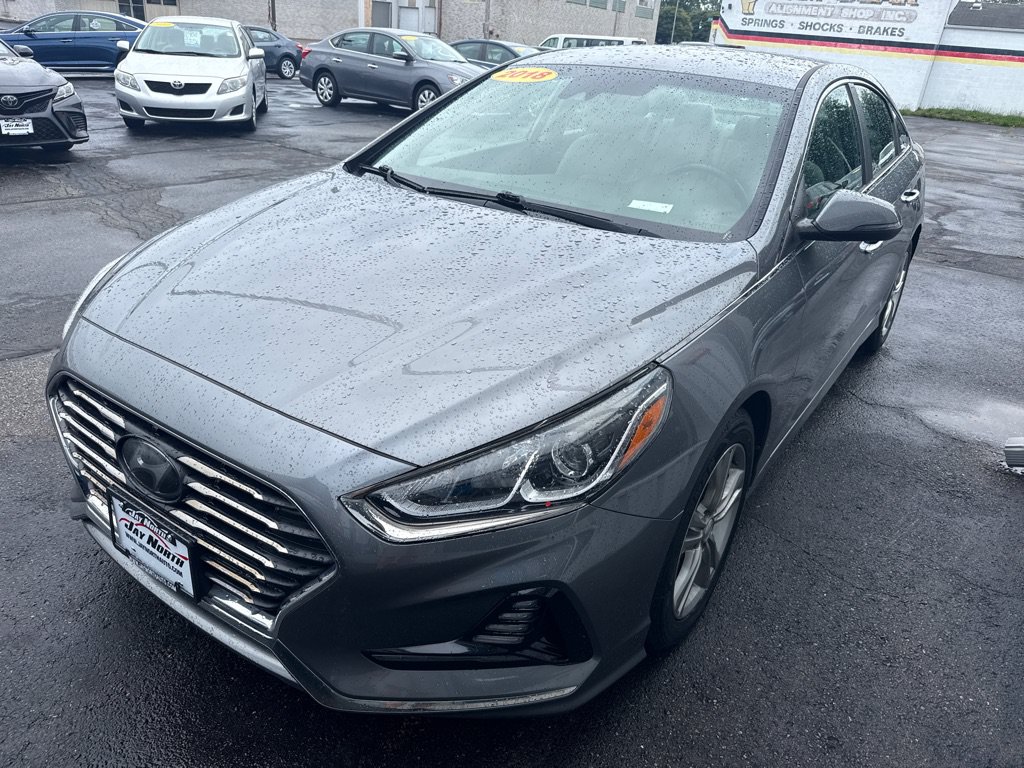 Used 2018 Hyundai Sonata SEL w/ Tech Package 02 FWD image 3