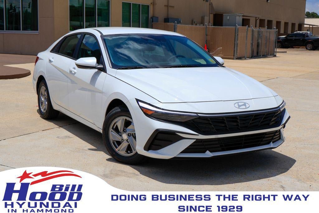 New 2026 Hyundai Elantra SE