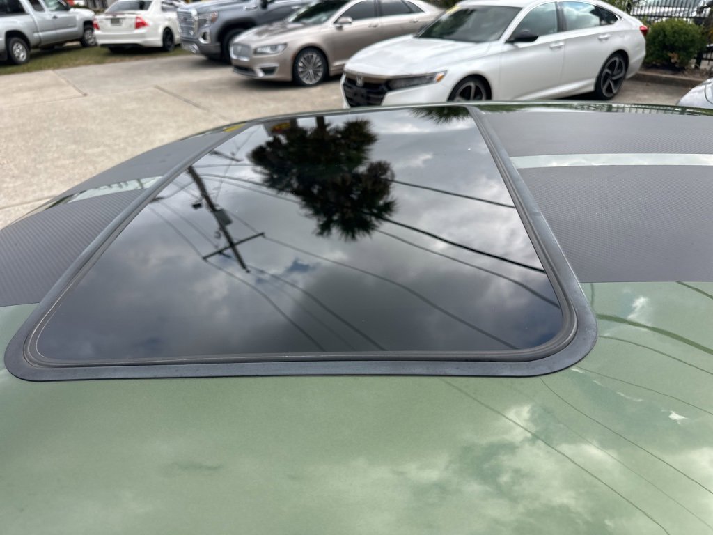 Used 2018 Dodge Challenger SRT Hellcat image 16