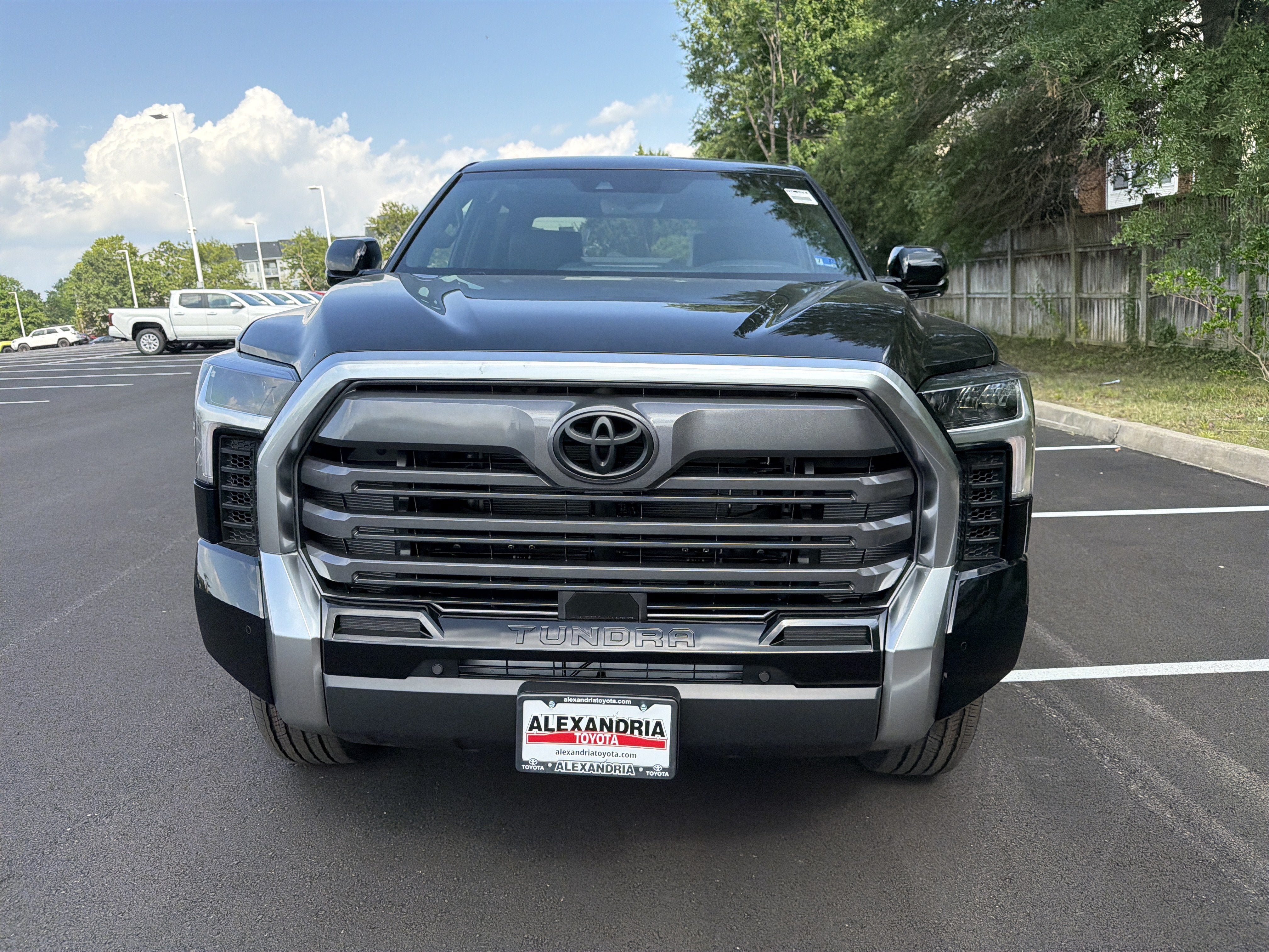 New 2026 Toyota Tundra Limited AWD/4WD image 2