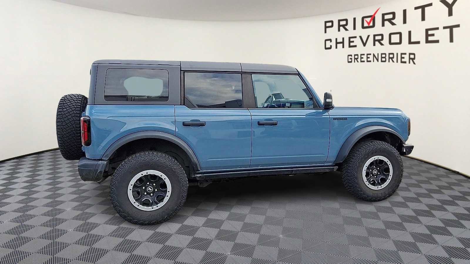 Used 2023 Ford Bronco Badlands image 9