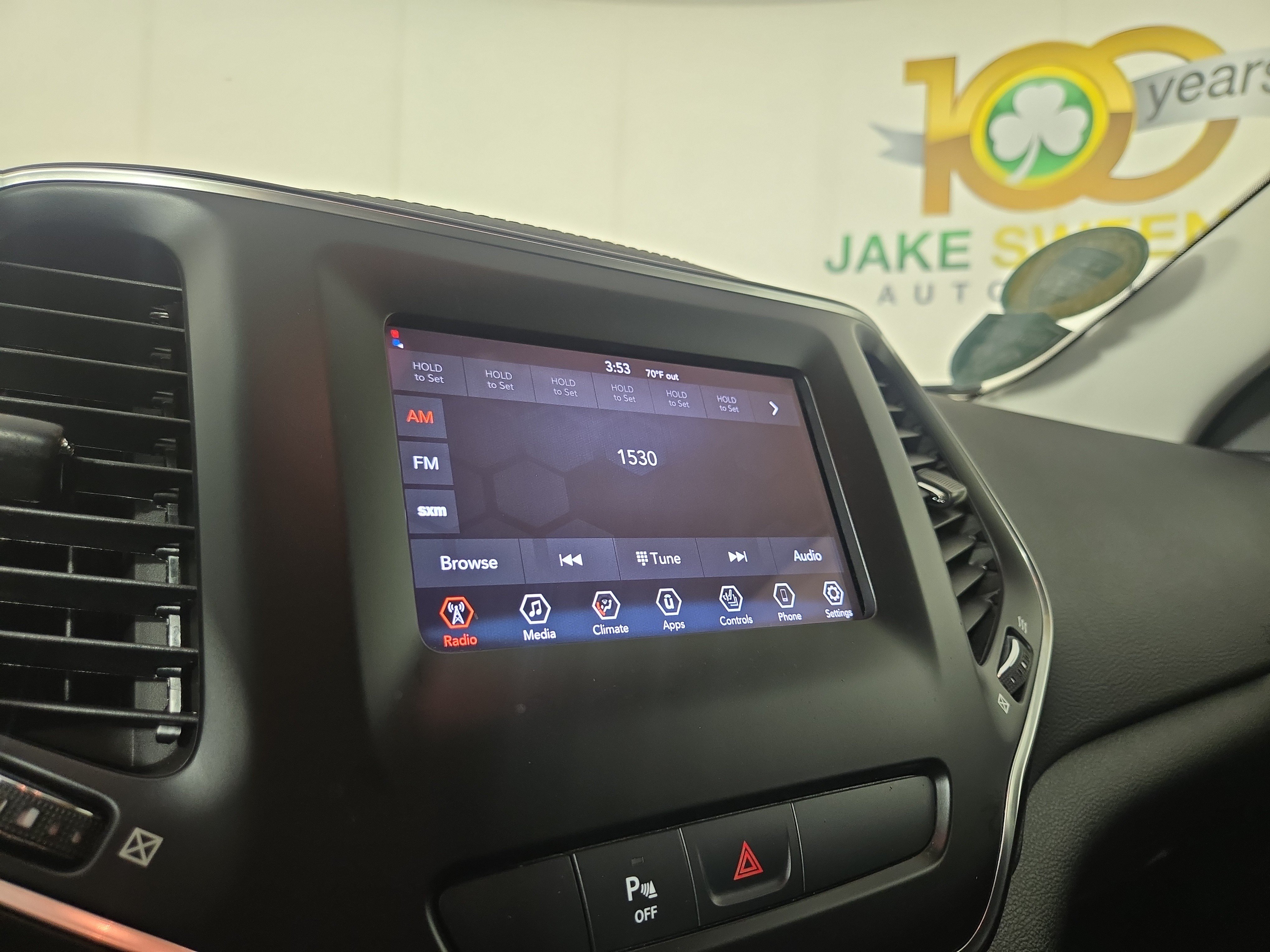 Used 2020 Jeep Cherokee Latitude Plus AWD/4WD image 20
