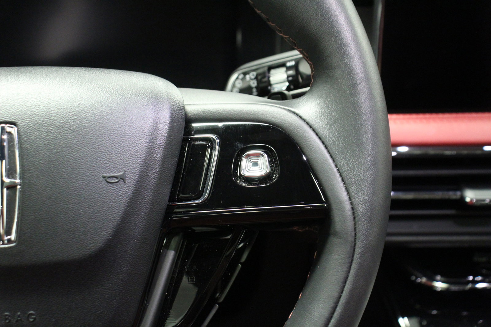 Used 2024 Lincoln Corsair Grand Touring w/ Equipment Group 301A AWD/4WD image 22