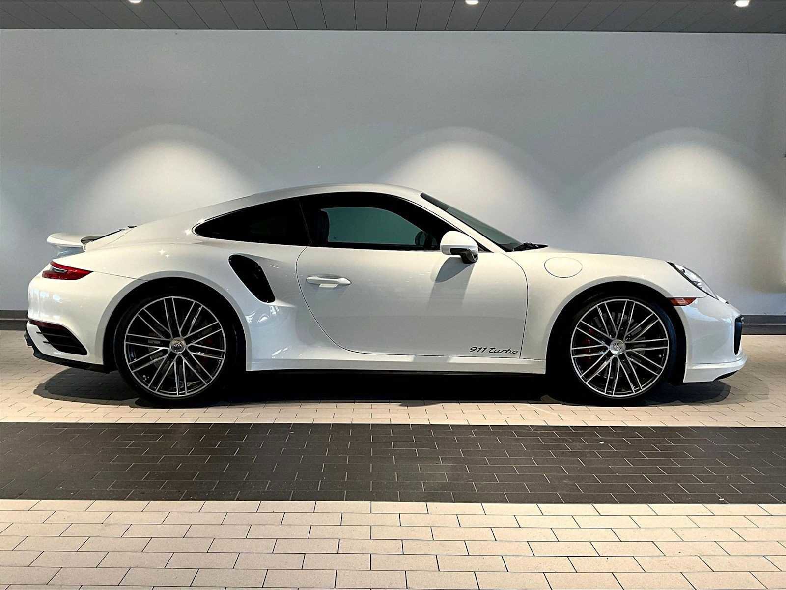 Used 2017 Porsche 911 Turbo image 11