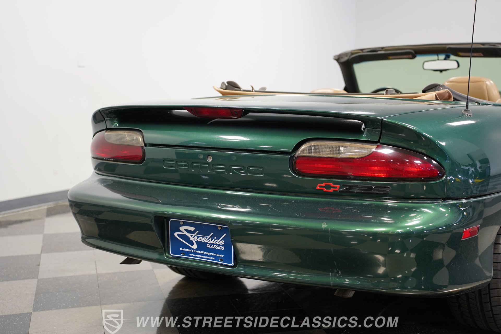 Used 1995 Chevrolet Camaro Z28 RWD image 27
