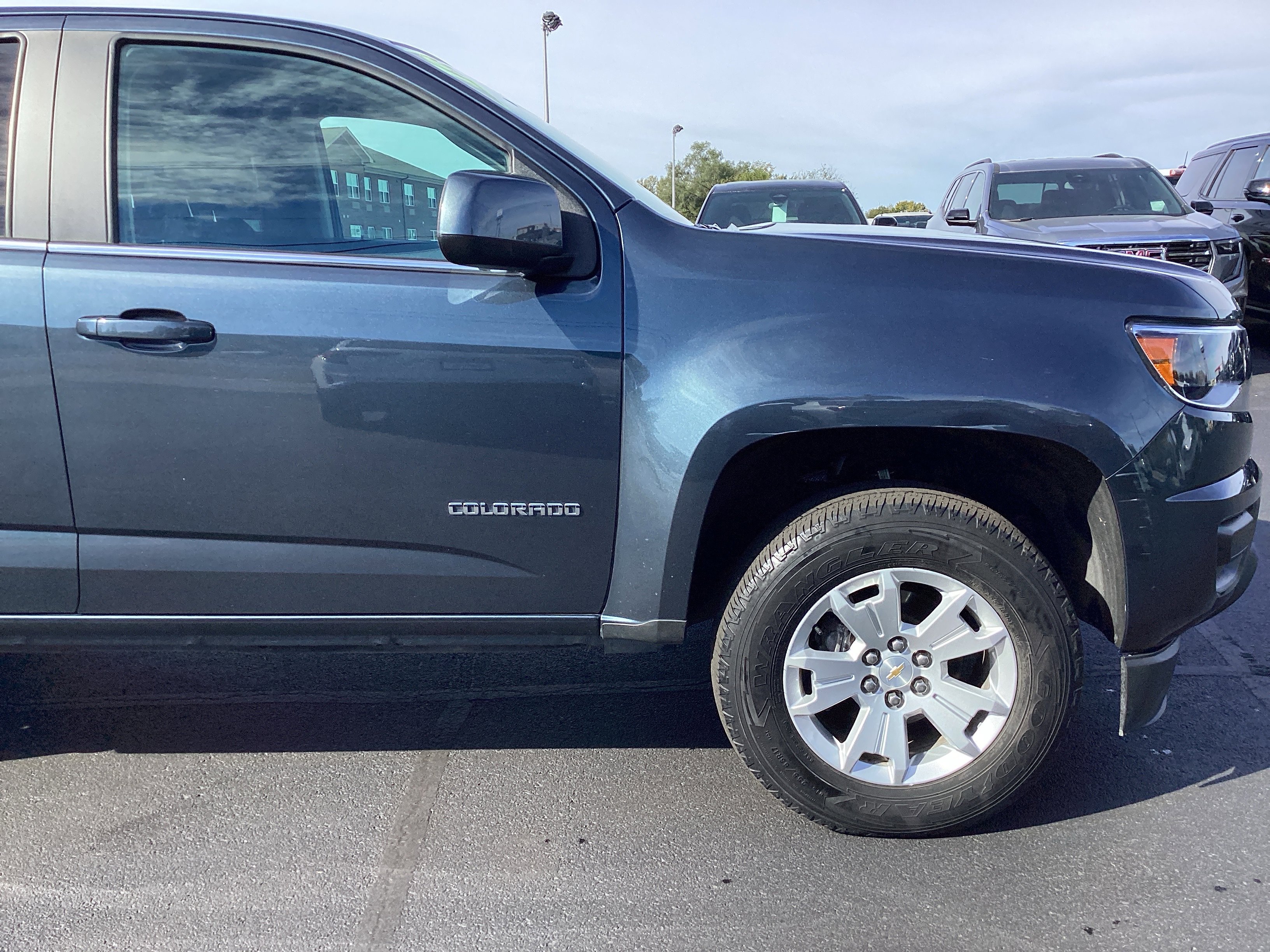 Used 2019 Chevrolet Colorado LT image 8