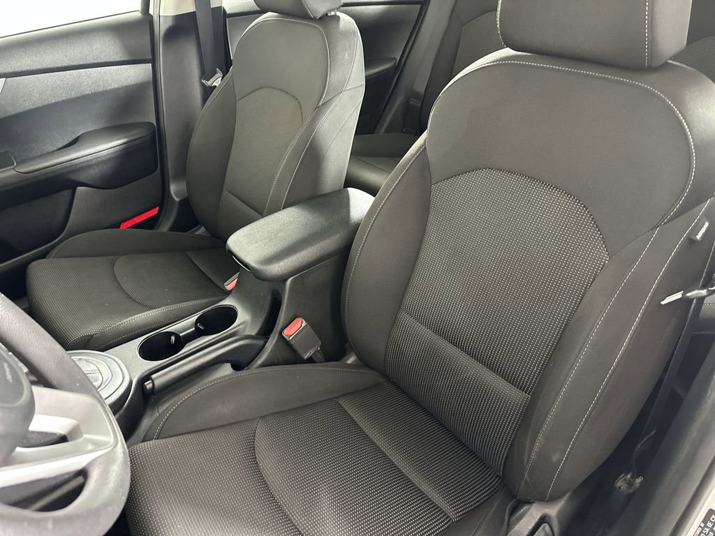 Used 2020 Kia Forte LXS FWD image 20