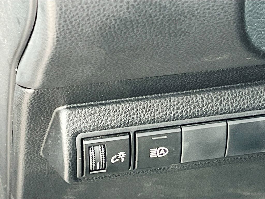 Used 2022 Toyota Corolla SE FWD image 10