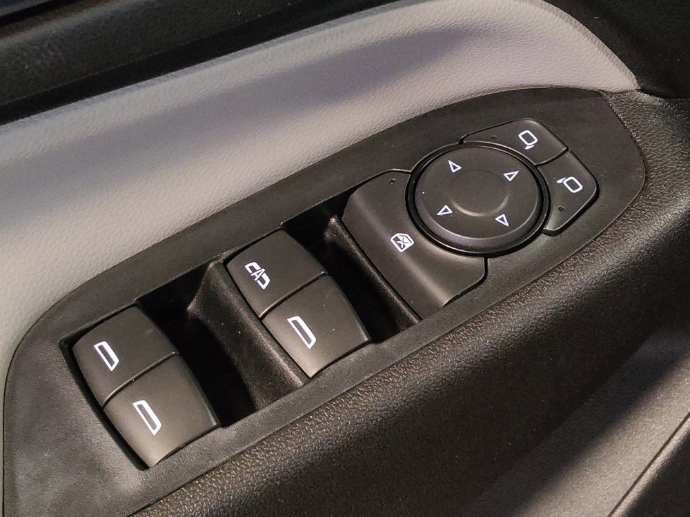 Used 2019 Chevrolet Equinox LS FWD image 27
