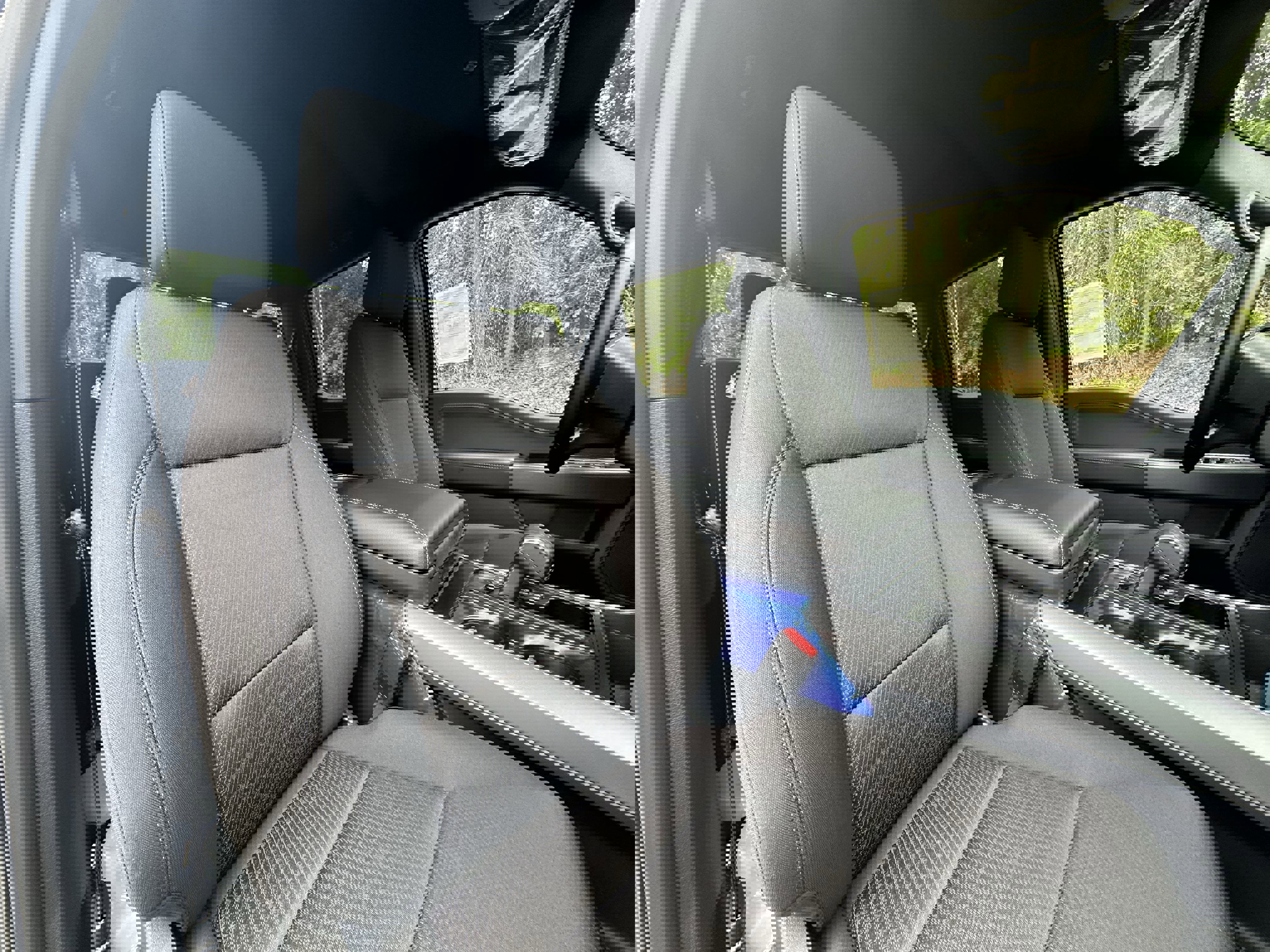 New 2025 Ford F150 XLT w/ Equipment Group 302A MID image 33