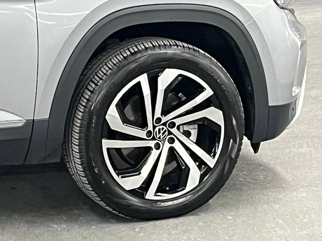 Used 2023 Volkswagen Atlas SEL image 43