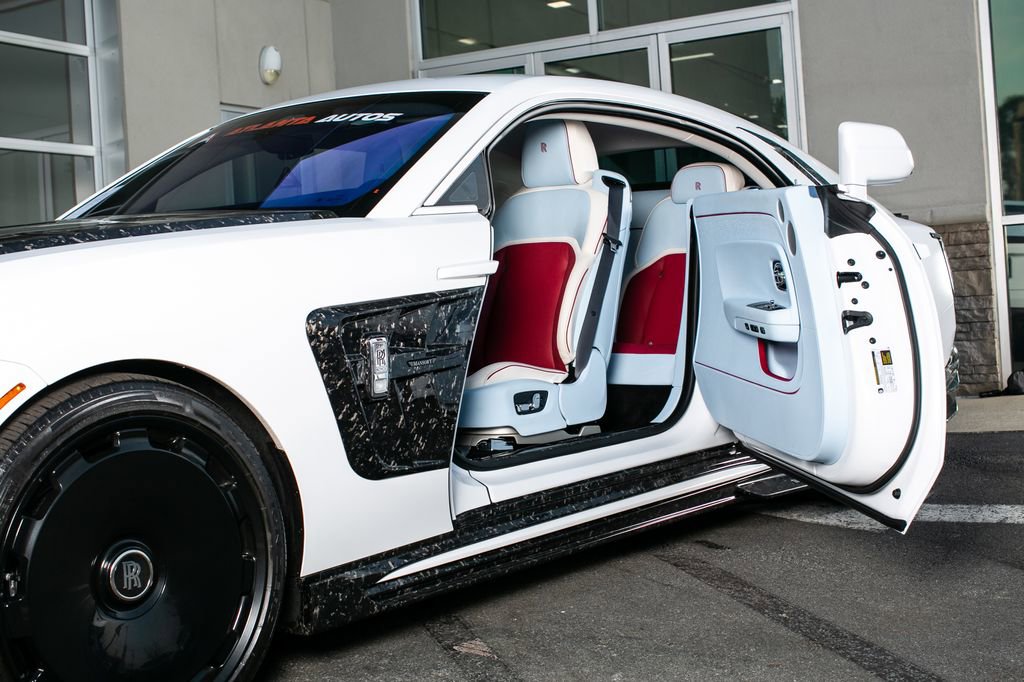 Used 2024 Rolls-Royce Spectre w/ Spectre Launch Package image 16