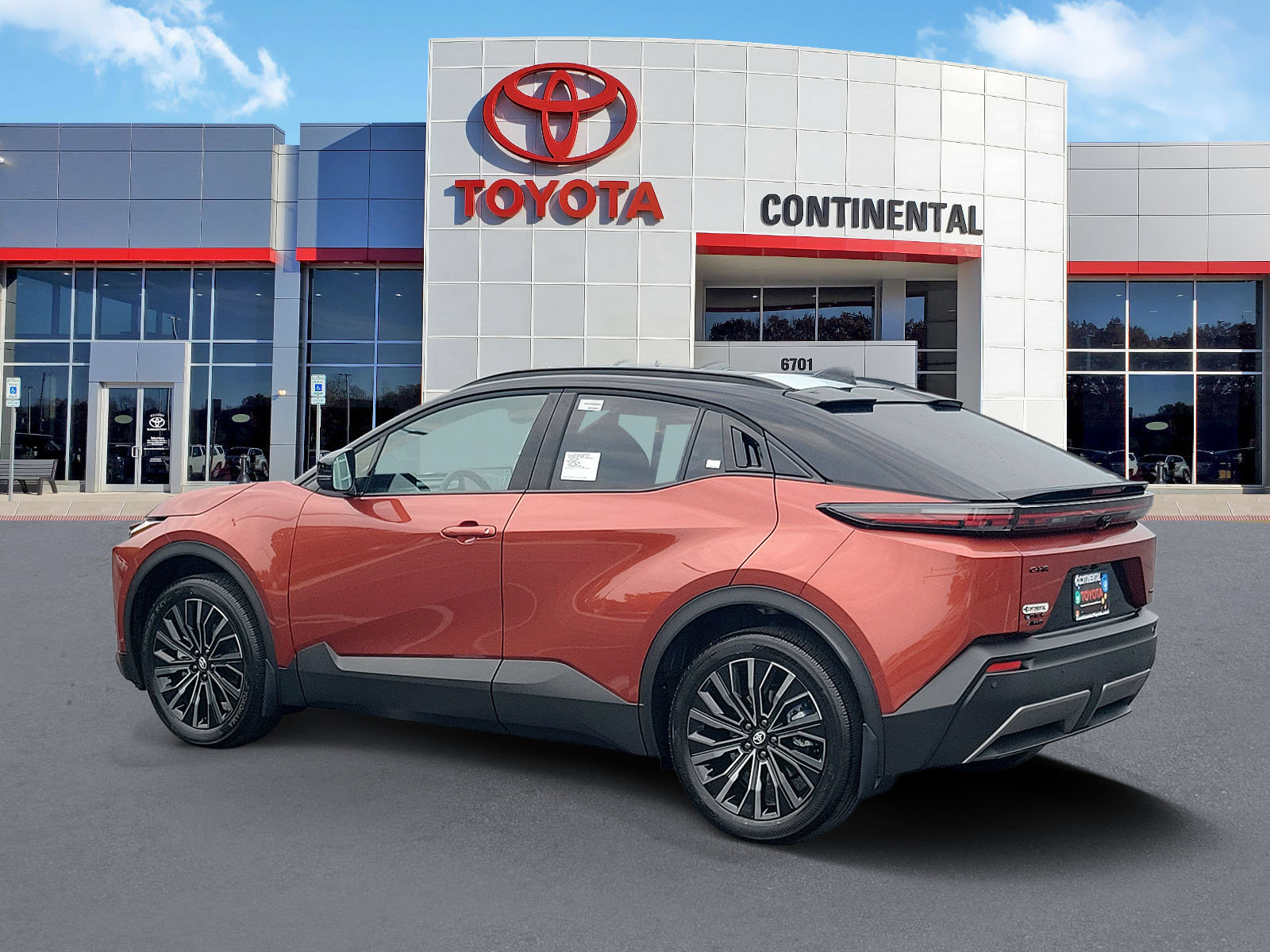 New 2026 Toyota C-HR AWD/4WD image 4