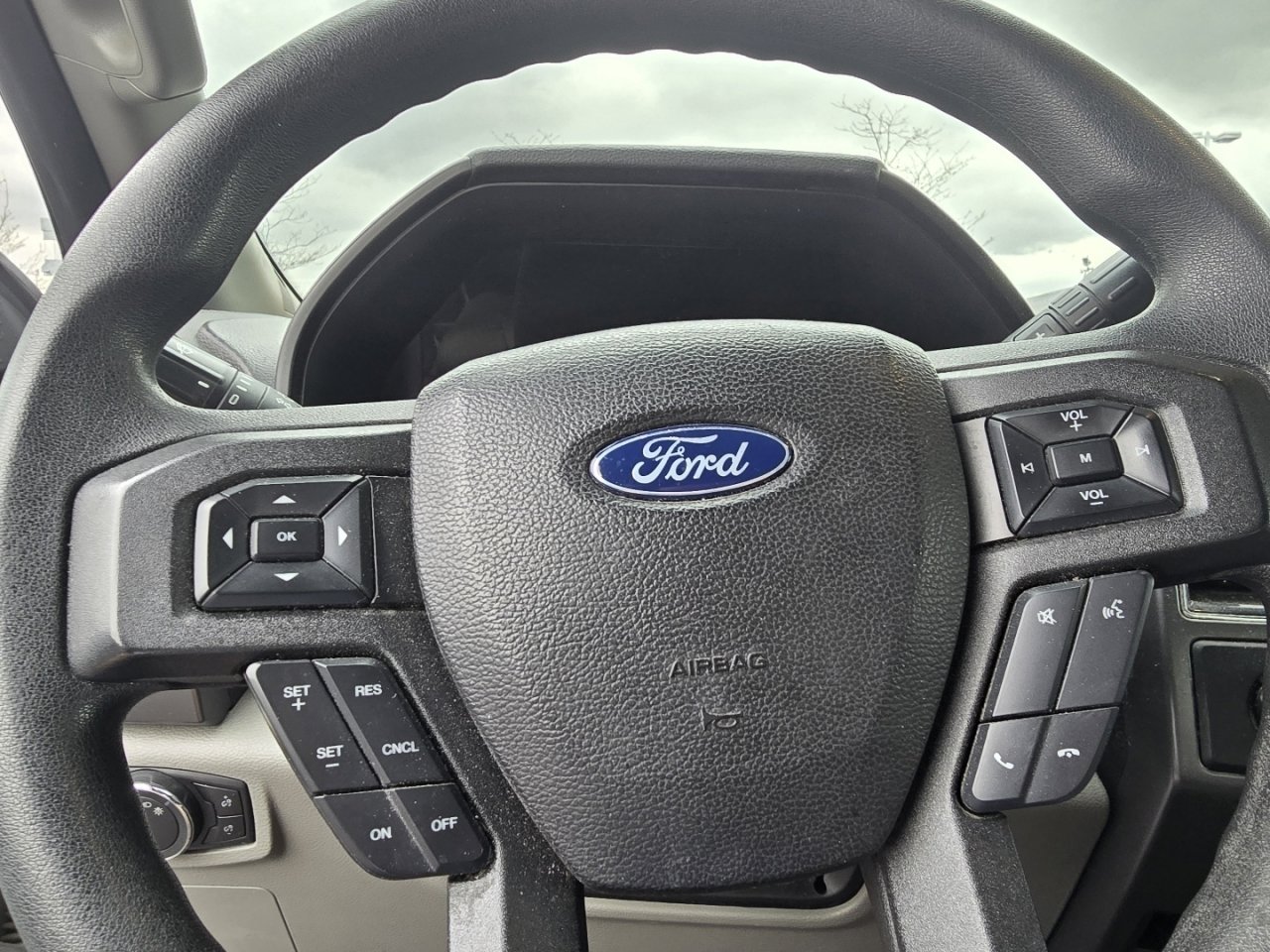 Used 2017 Ford F150 XLT image 19