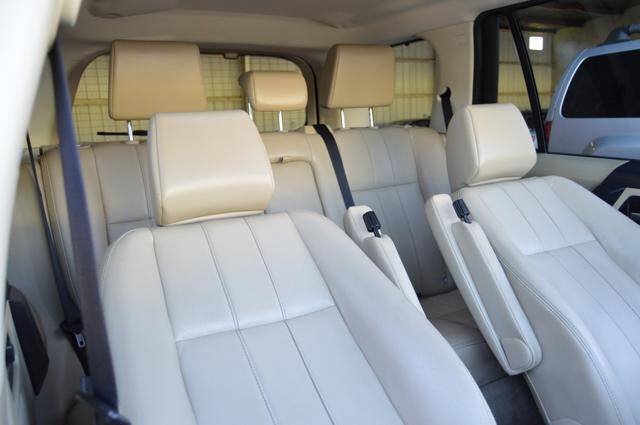 Used 2013 Land Rover LR2 HSE AWD/4WD image 48