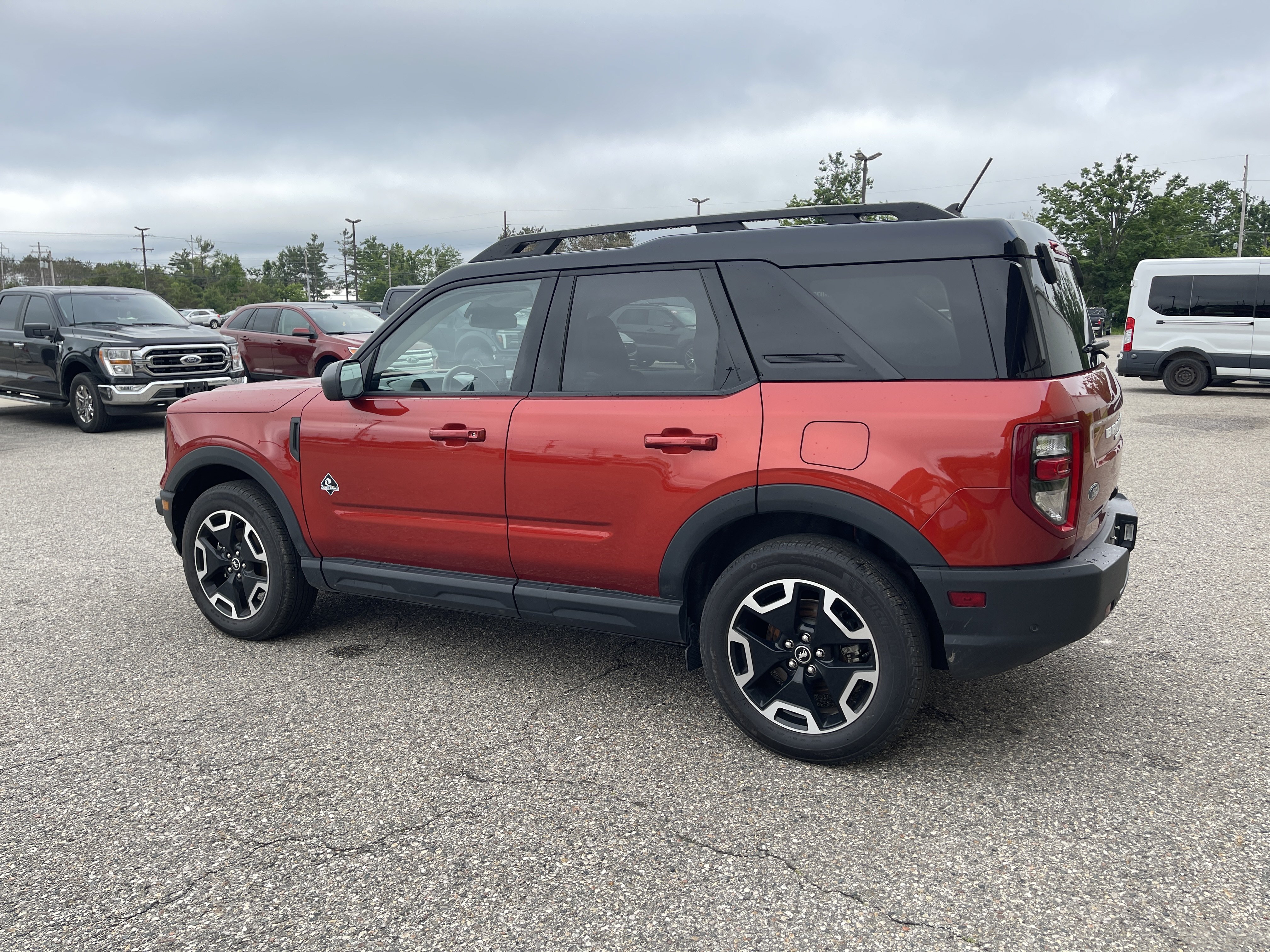 Used 2024 Ford Bronco Sport Outer Banks w/ Tech Package AWD/4WD image 6