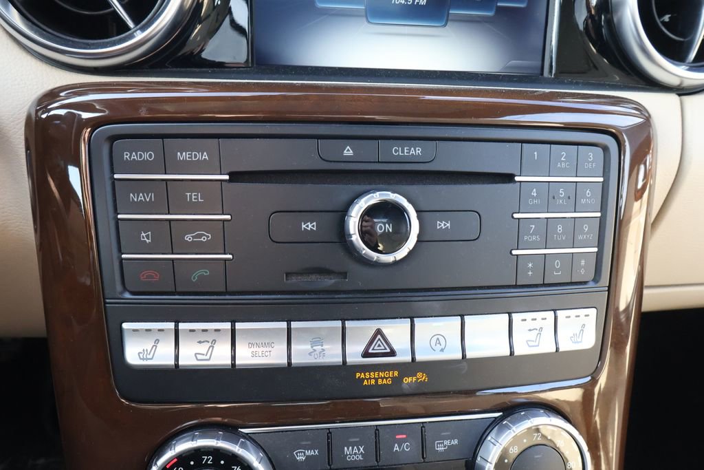 Used 2019 Mercedes-Benz SLC 300 image 24