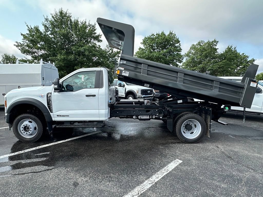 New 2026 Ford F550 4x4 Regular Cab Super Duty image 2
