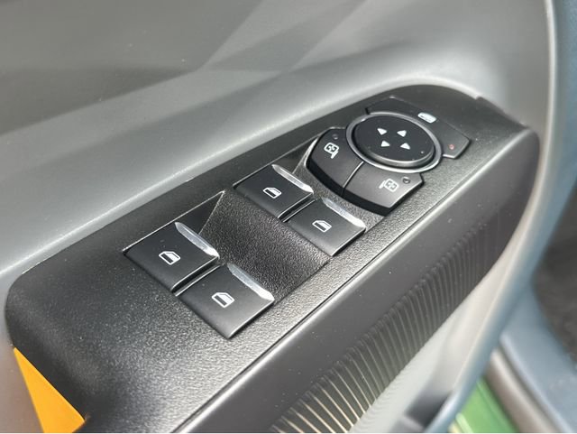 Used 2025 Ford Maverick Tremor image 39