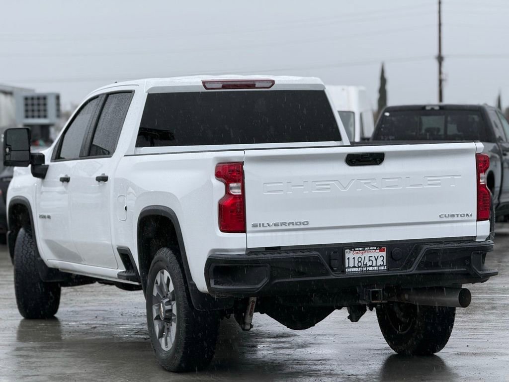 Used 2024 Chevrolet Silverado 2500 Custom w/ Custom Value Package image 2