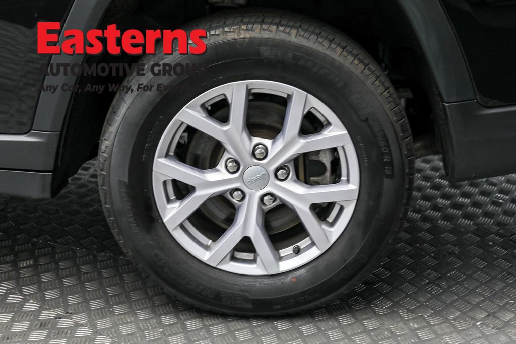 Used 2022 Jeep Grand Cherokee L Limited image 8