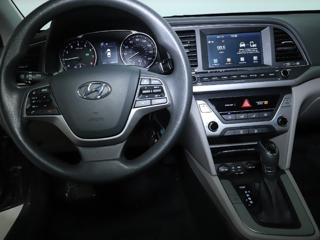 Used 2018 Hyundai Elantra SEL FWD image 29