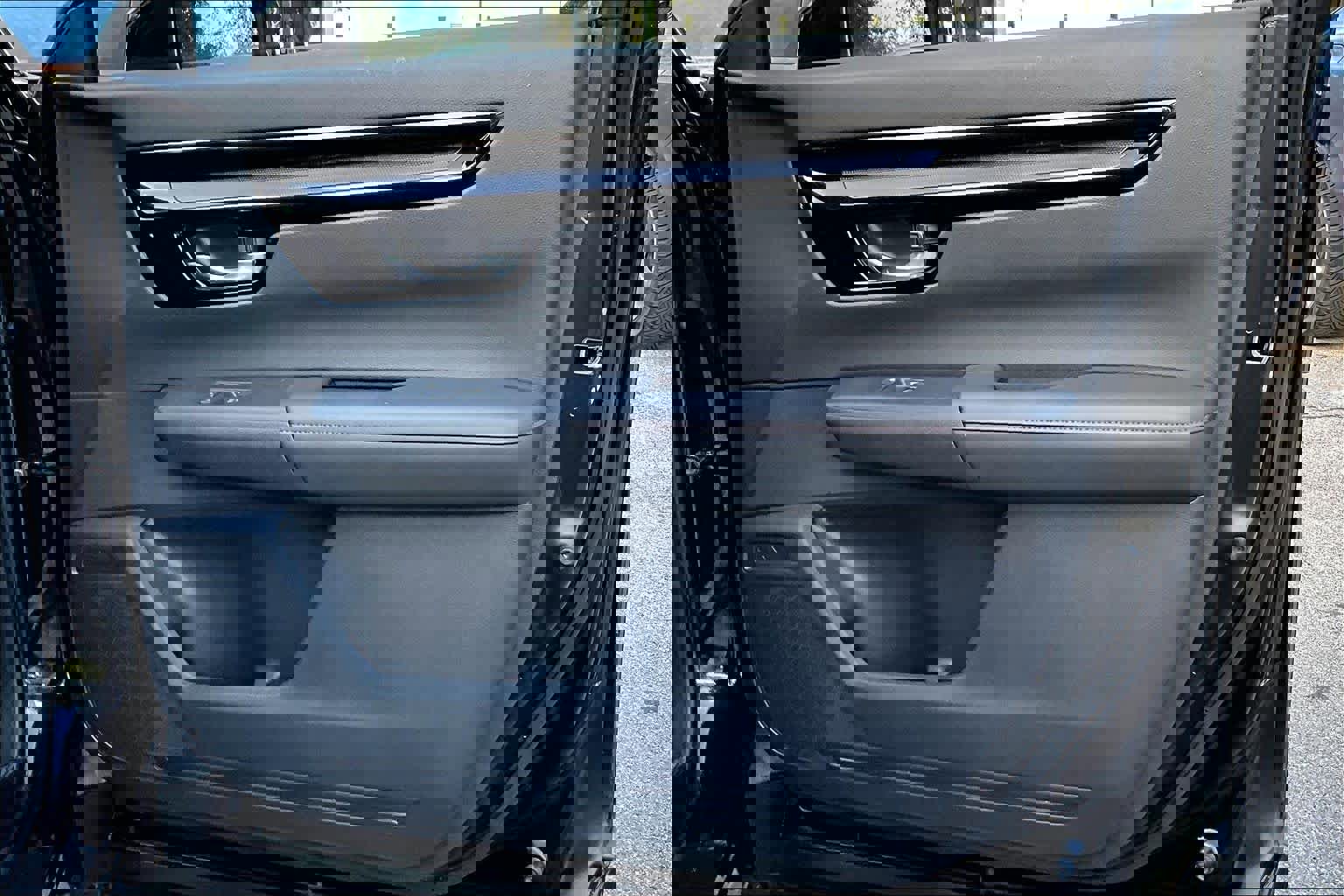 Used 2025 Honda CR-V Sport Touring image 27