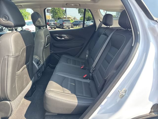 Used 2024 GMC Terrain Denali w/ Denali Premium Package AWD/4WD image 26