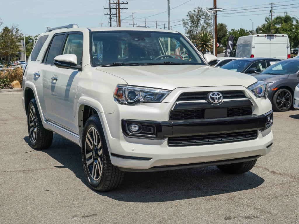 Used 2021 Toyota 4Runner Limited AWD/4WD image 3