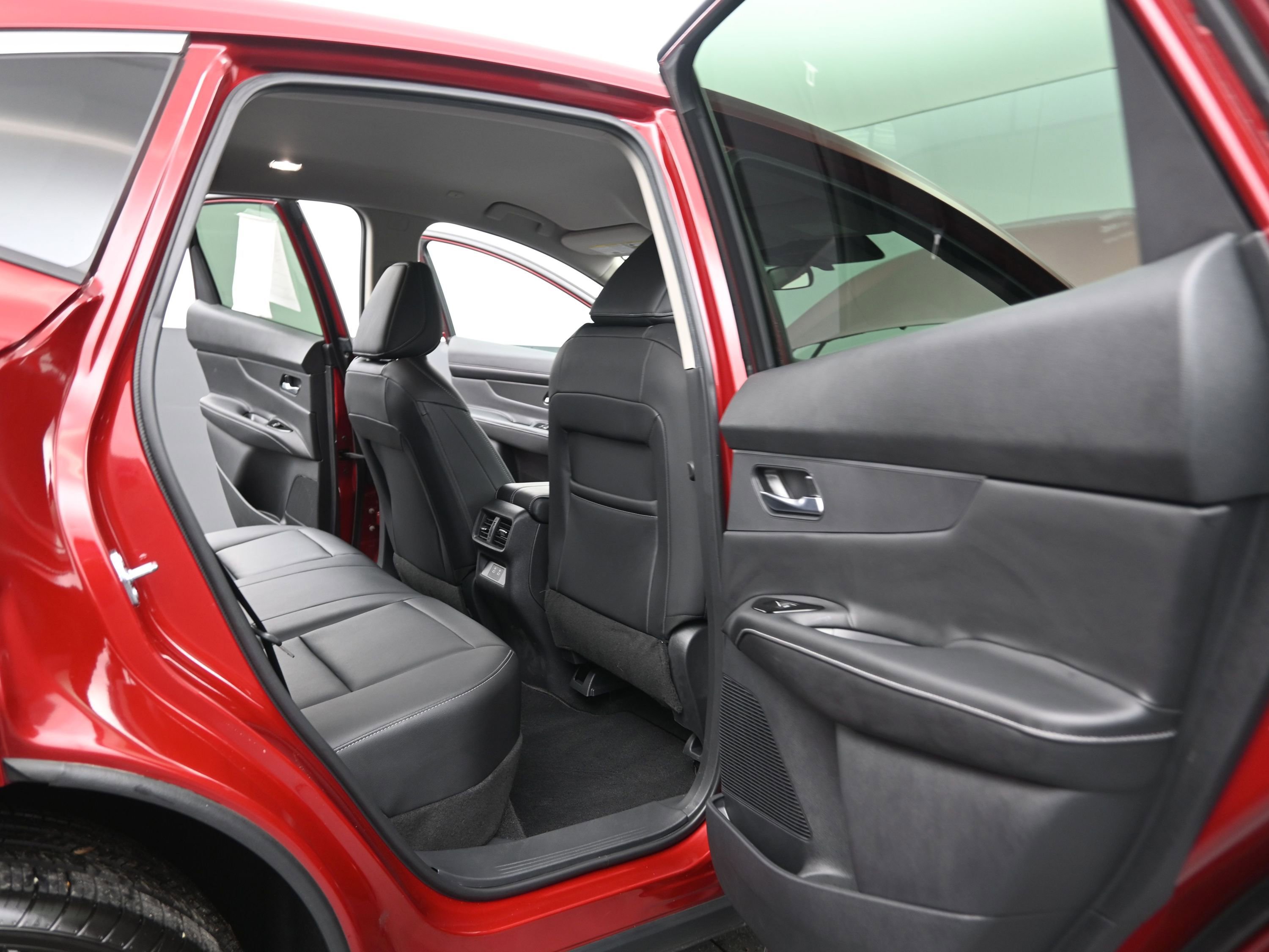 Certified 2025 Nissan Murano SV image 21