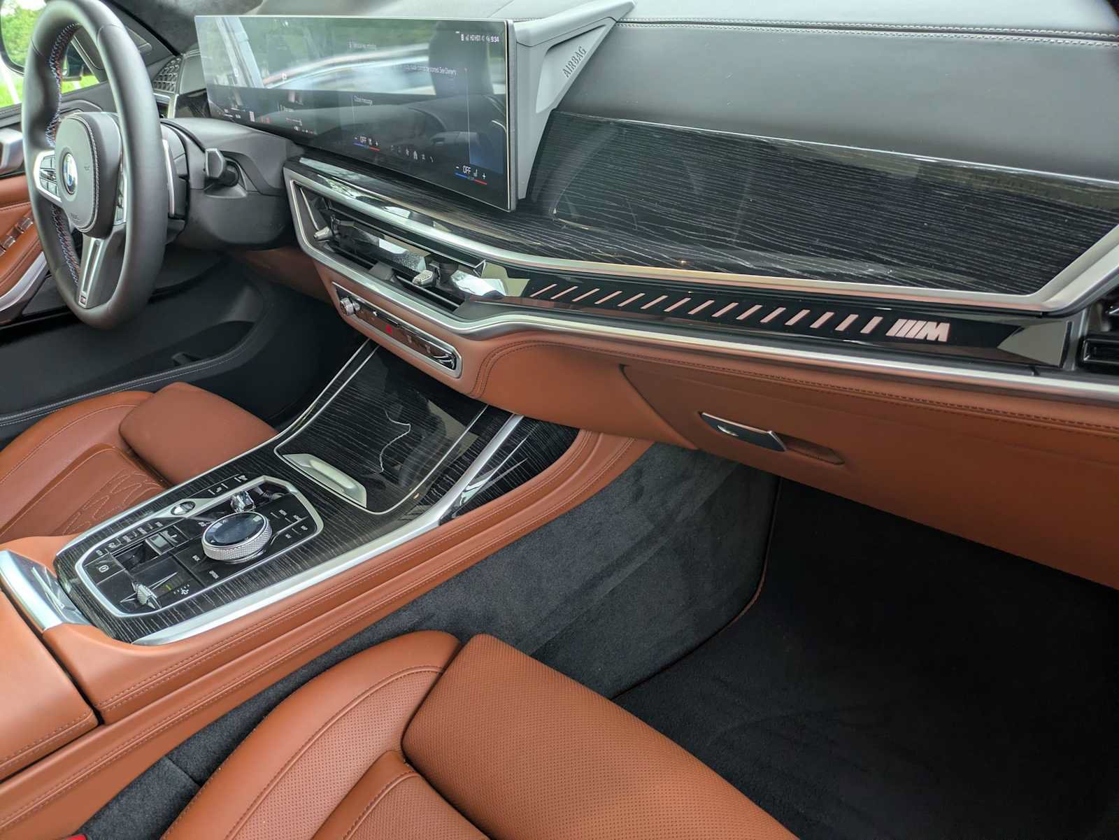 Used 2024 BMW X7 M60i w/ Executive Package AWD/4WD image 28