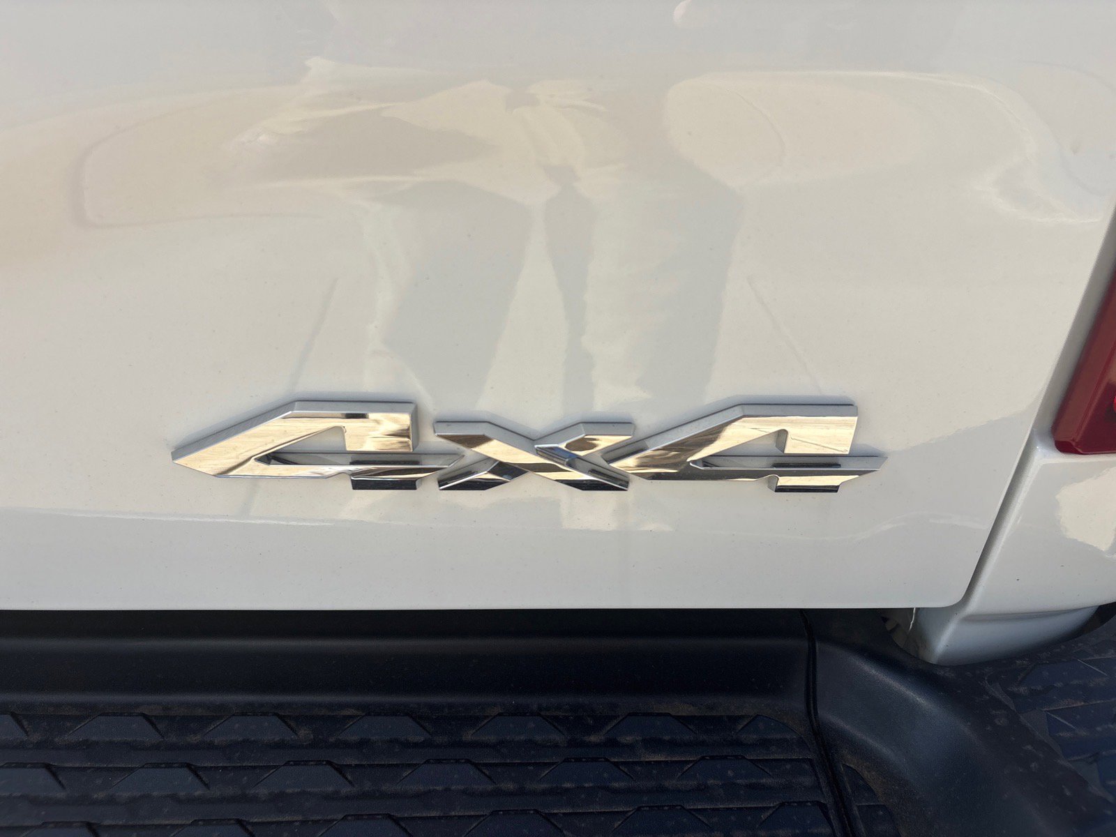 Used 2024 RAM 3500 Laramie image 26