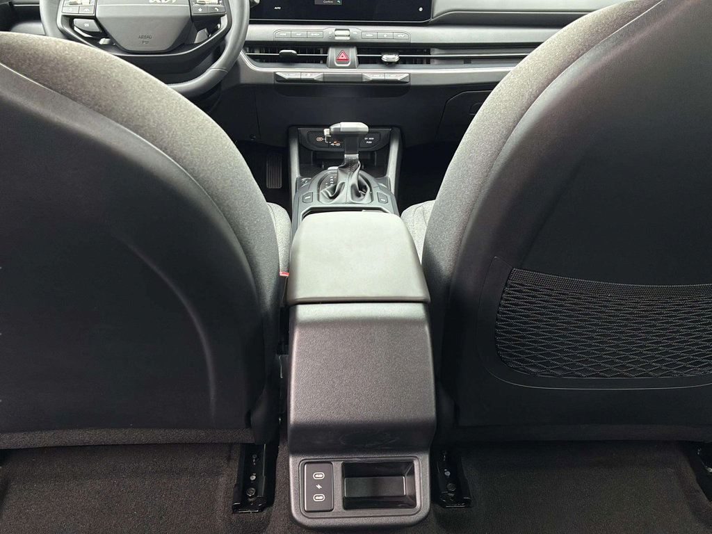 Used 2025 Kia K4 EX FWD image 22